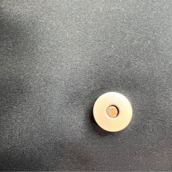 Reaction Kenneth Cole Small Handbag - Picture 7 of 14